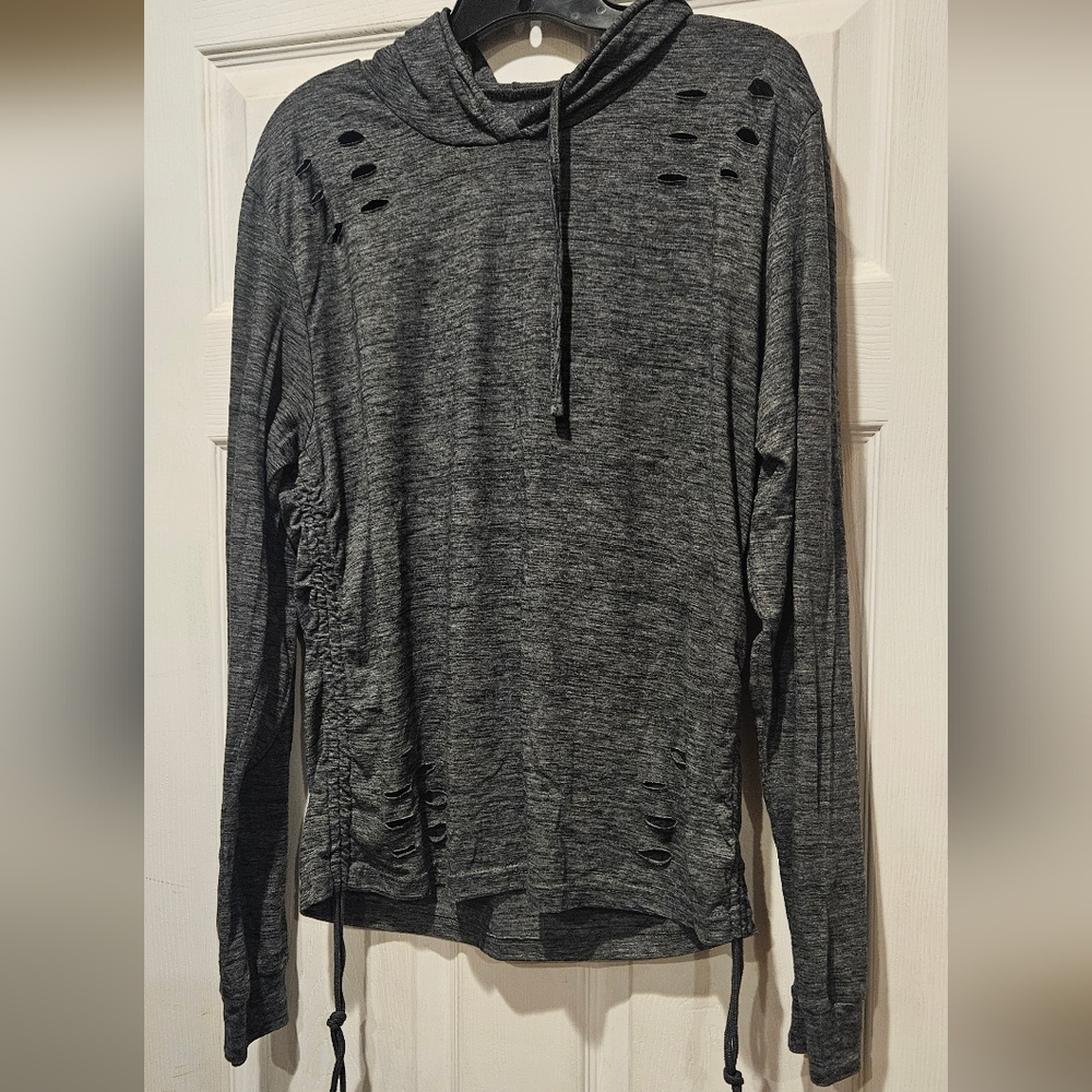ON FIRE HOODED TOP